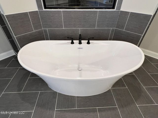 11210 Vicki'S Lane, Olive Branch, MS 38654