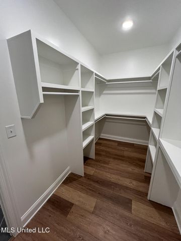 11210 Vicki'S Lane, Olive Branch, MS 38654