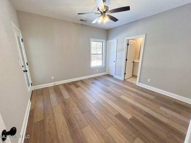 11210 Vicki'S Lane, Olive Branch, MS 38654