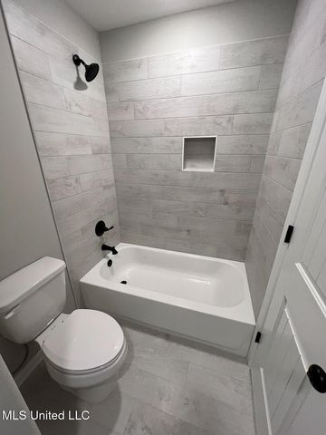 11210 Vicki'S Lane, Olive Branch, MS 38654