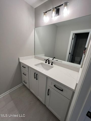 11210 Vicki'S Lane, Olive Branch, MS 38654