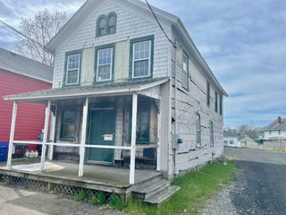 303 Main Street, Branford, CT 06405