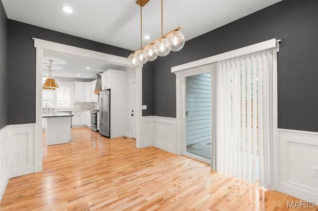 2620 Lyle Avenue, Maplewood, MO 63143