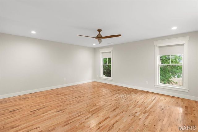 2620 Lyle Avenue, Maplewood, MO 63143