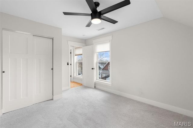 2620 Lyle Avenue, Maplewood, MO 63143