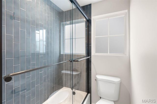 2620 Lyle Avenue, Maplewood, MO 63143