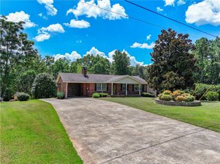 5273 Bogus Road, Gainesville, GA 30506