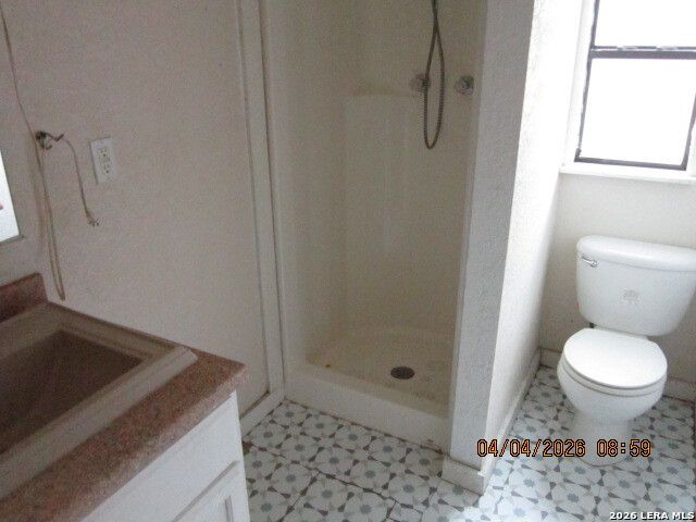 959 ALAMO BEACH RD, Pipe Creek, TX 78063
