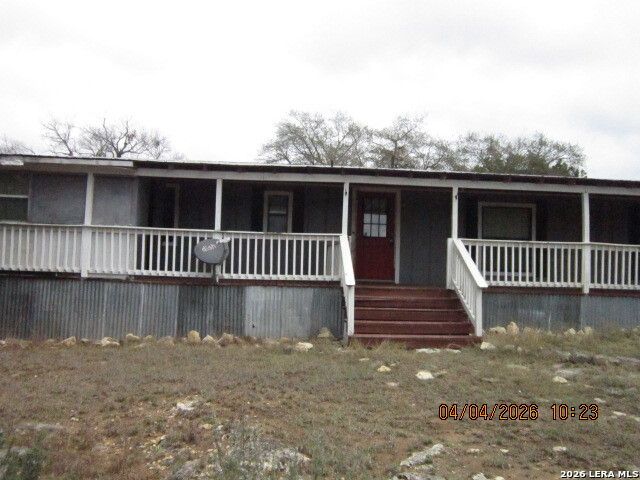 959 ALAMO BEACH RD, Pipe Creek, TX 78063