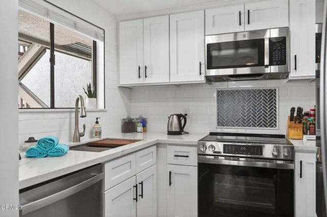 2955 Harbor Boulevard, Oxnard, CA 93035