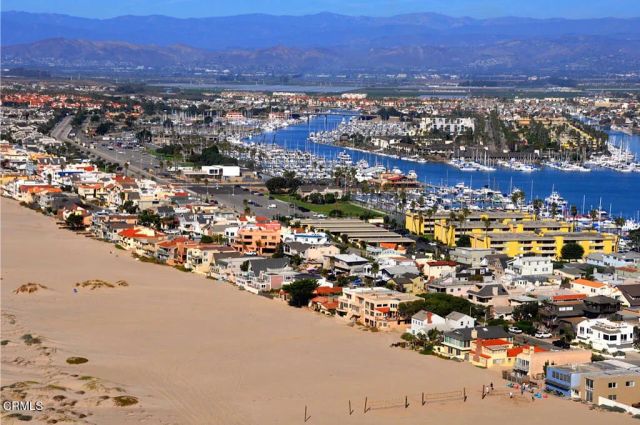 2955 Harbor Boulevard, Oxnard, CA 93035