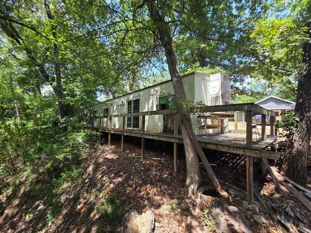 2205 Hickory Street, Mabank, TX 75156