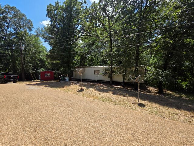2205 Hickory Street, Mabank, TX 75156