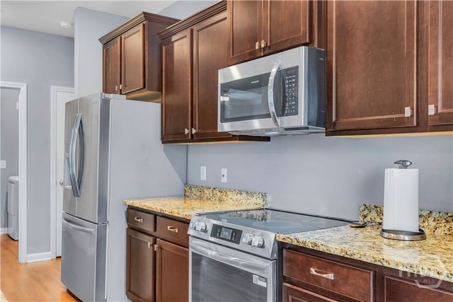 128 Vale Loop, Savannah, GA 31405