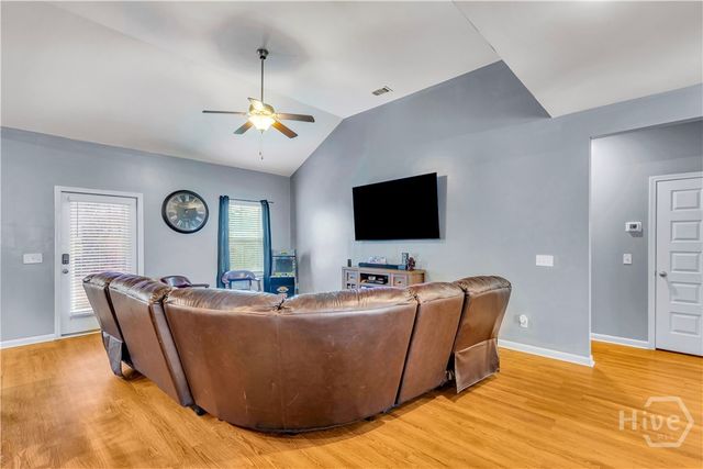 128 Vale Loop, Savannah, GA 31405