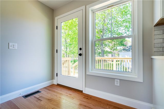 83 Cadora Avenue, Warwick, RI 02886