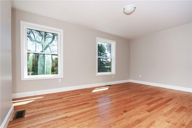 83 Cadora Avenue, Warwick, RI 02886