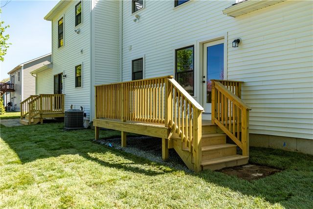 83 Cadora Avenue, Warwick, RI 02886