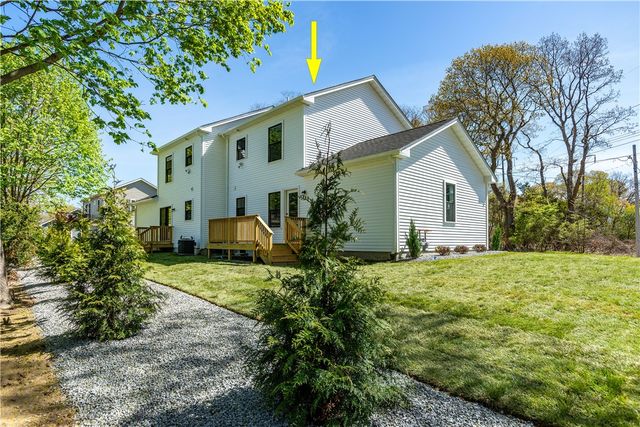 83 Cadora Avenue, Warwick, RI 02886