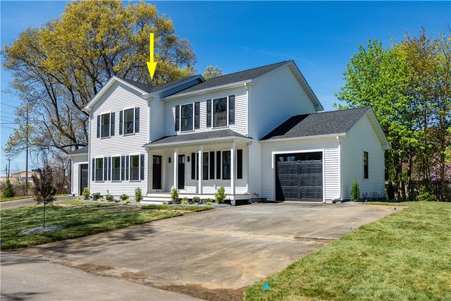 83 Cadora Avenue, Warwick, RI 02886