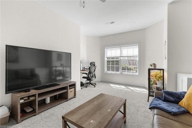 2072 Grandon LOOP, Virginia Beach, VA 23456