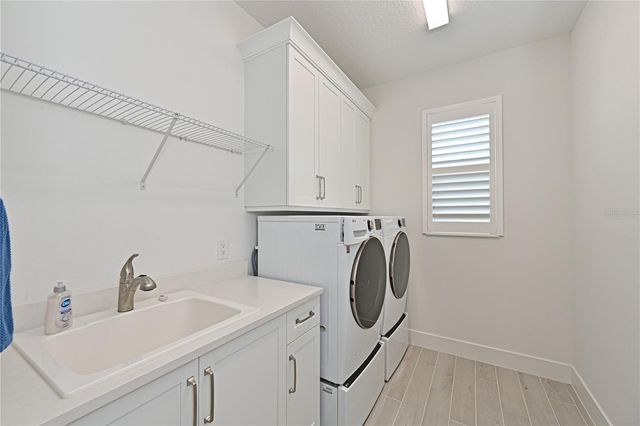 8084 SLIPWAY DRIVE, Sarasota, FL 34240