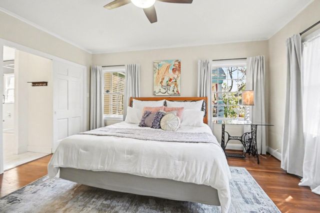 4928 Crockett Boulevard, Galveston, TX 77551