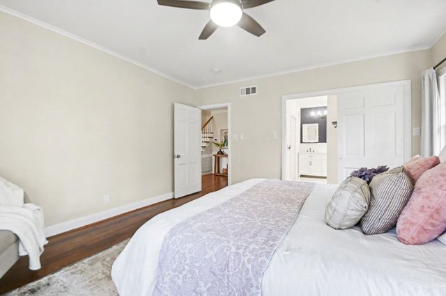 4928 Crockett Boulevard, Galveston, TX 77551