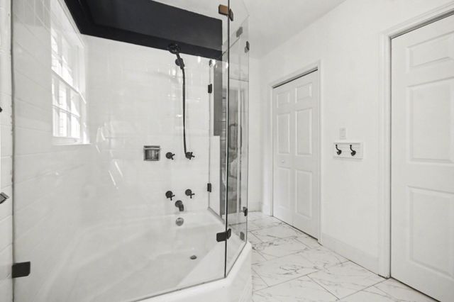 4928 Crockett Boulevard, Galveston, TX 77551