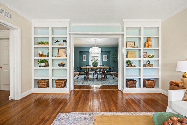 4928 Crockett Boulevard, Galveston, TX 77551