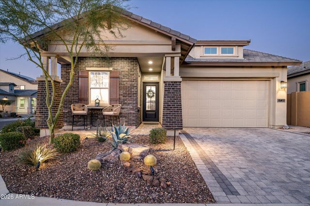 6138 E VIA DEL SOL Drive, Phoenix, AZ 85054