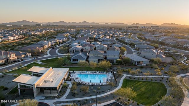 6138 E VIA DEL SOL Drive, Phoenix, AZ 85054