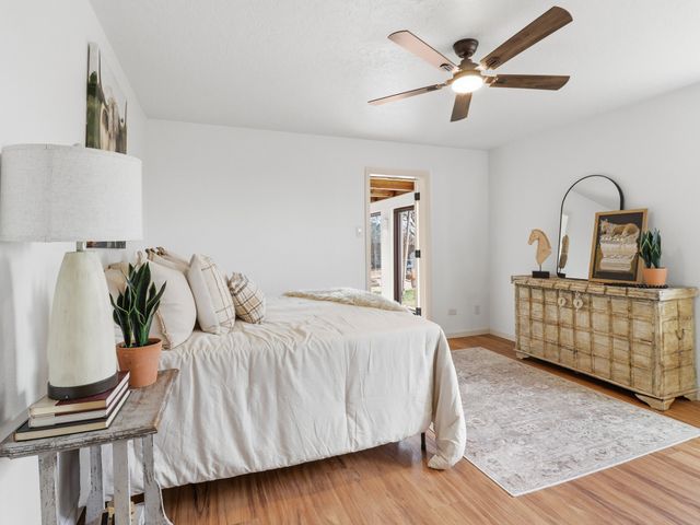 2575 Calle Delfino, Santa Fe, NM 87505