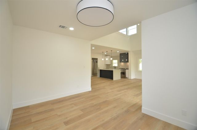 1207 Martin Street, Houston, TX 77018