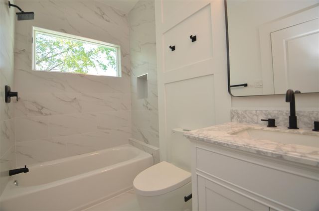 1207 Martin Street, Houston, TX 77018