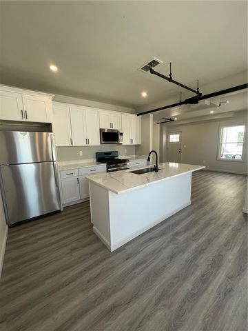 344 Blackstone Street, Providence, RI 02907