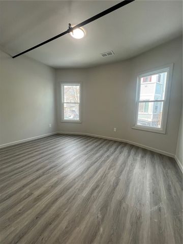 344 Blackstone Street, Providence, RI 02907