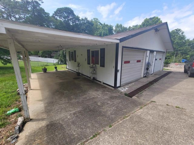 2820 Bonnie Lane, Little Rock, AR 72206