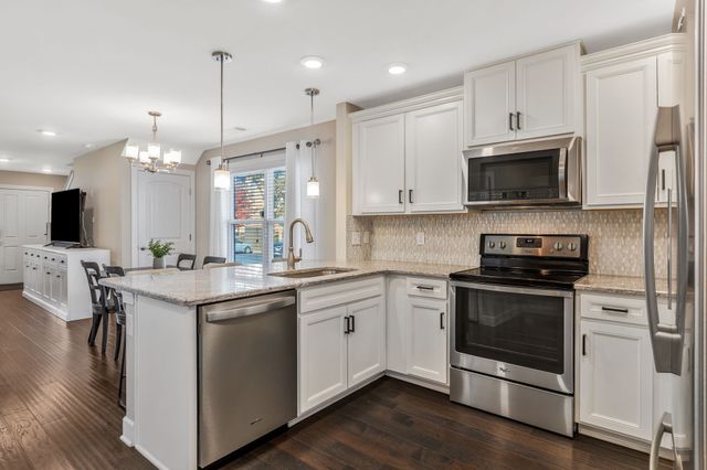 1100 Lilly Valley Way, Nashville, TN 37209