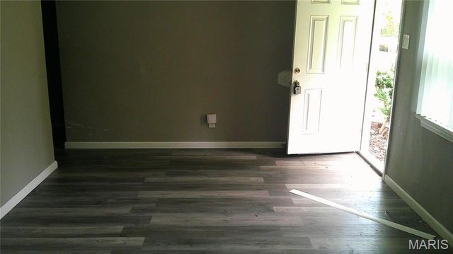 10272 Imperial Drive, St Louis, MO 63136