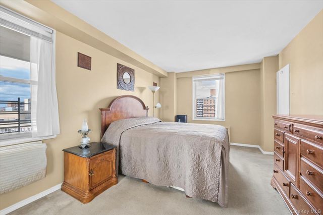 6115 97 Street 12A, Rego Park, NY 11374