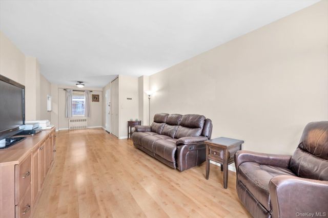 6115 97 Street 12A, Rego Park, NY 11374