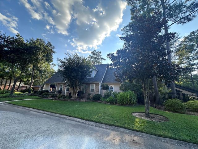 5 Maystar Court, Spring, TX 77380