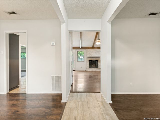 15815 HEIMER RD, San Antonio, TX 78232