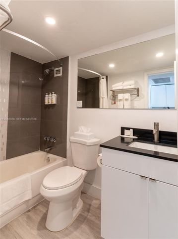 19201 Collins Ave 425, Sunny Isles Beach, FL 33160