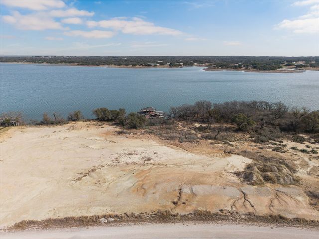 7575 Cory Drive, Brownwood, TX 76801