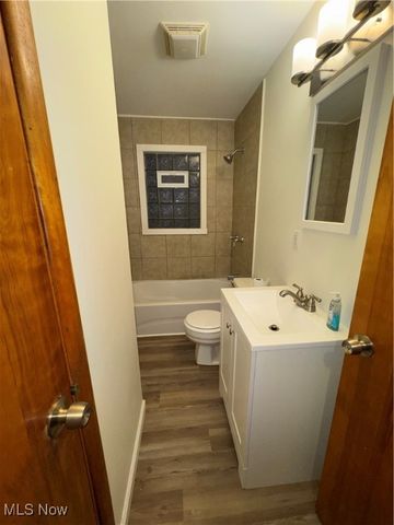 435 Manchester Avenue, Youngstown, OH 44509