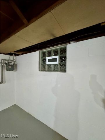 435 Manchester Avenue, Youngstown, OH 44509