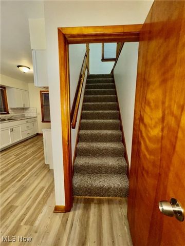 435 Manchester Avenue, Youngstown, OH 44509