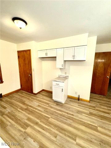 435 Manchester Avenue, Youngstown, OH 44509